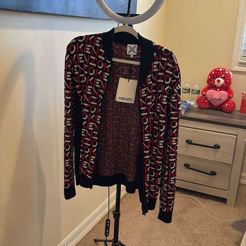 Kenzie red and black sweater high quality material